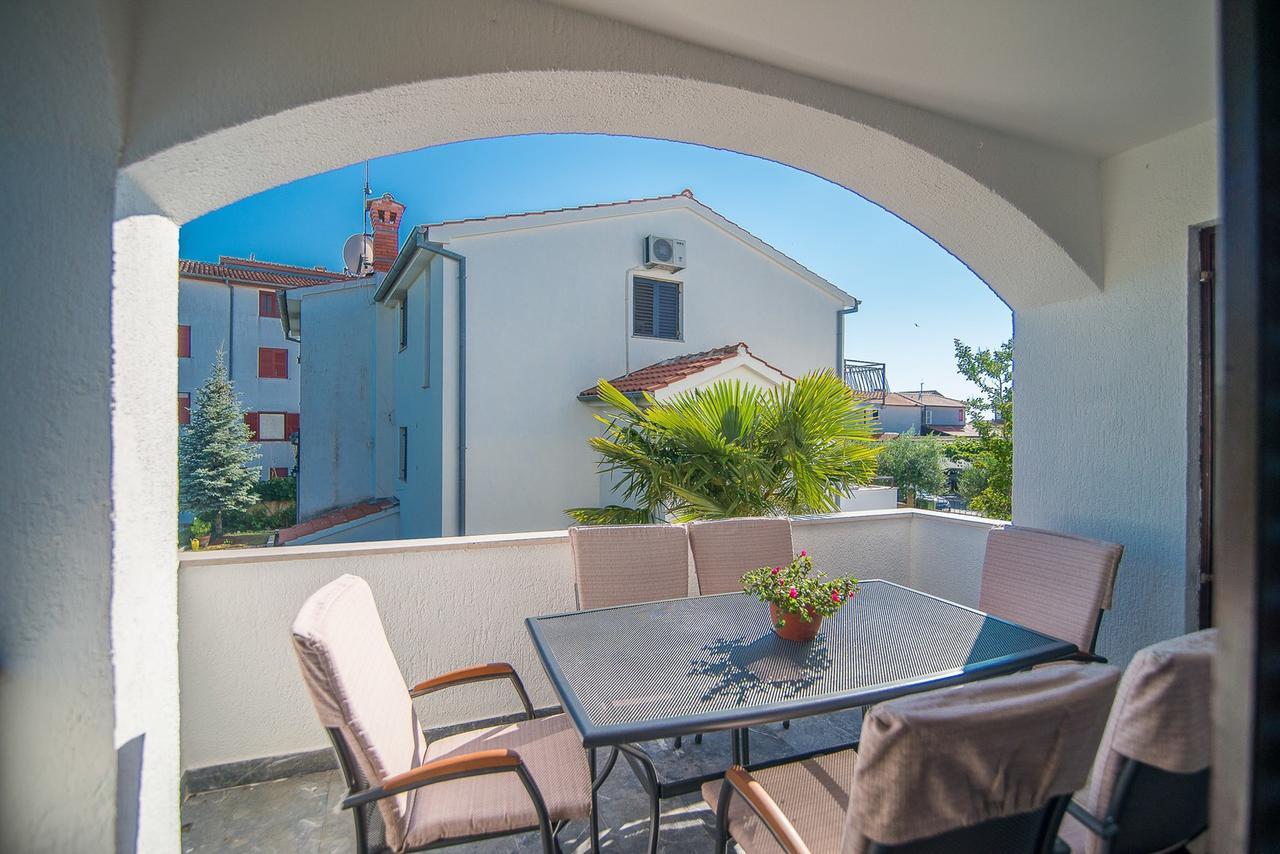 Apartments Dino Poreč Eksteriør bilde
