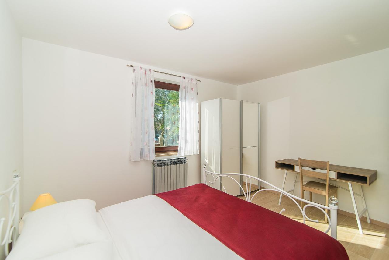Apartments Dino Poreč Eksteriør bilde